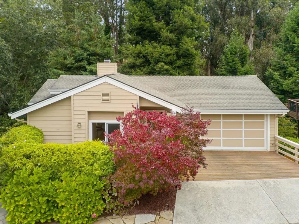 273 Dry Creek Road Aptos, CA 95003