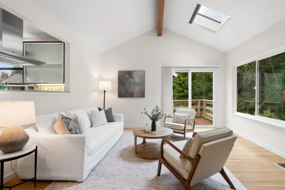 273 Dry Creek Road Aptos, CA 95003