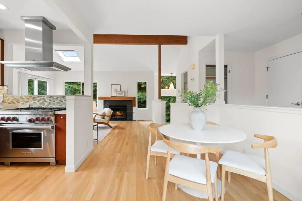 273 Dry Creek Road Aptos, CA 95003