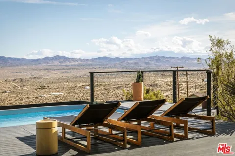 59856 Sun Mesa Drive