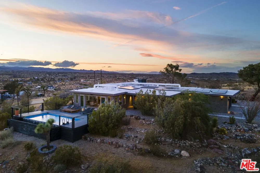59856 Sun Mesa Drive Yucca Valley, CA 92284