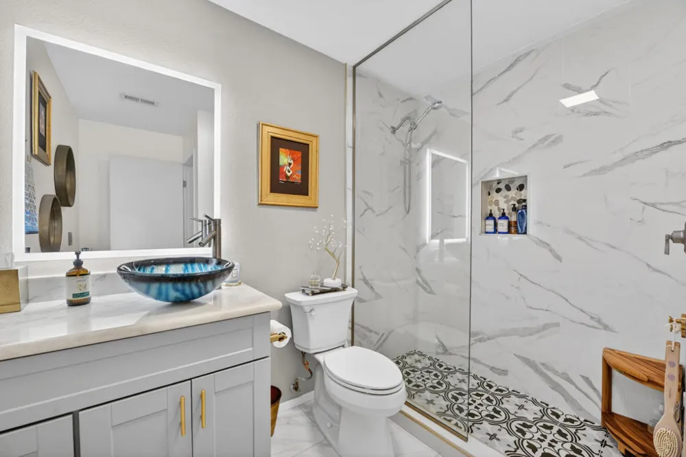 218 Desert Falls Drive E Palm Desert, CA 92211