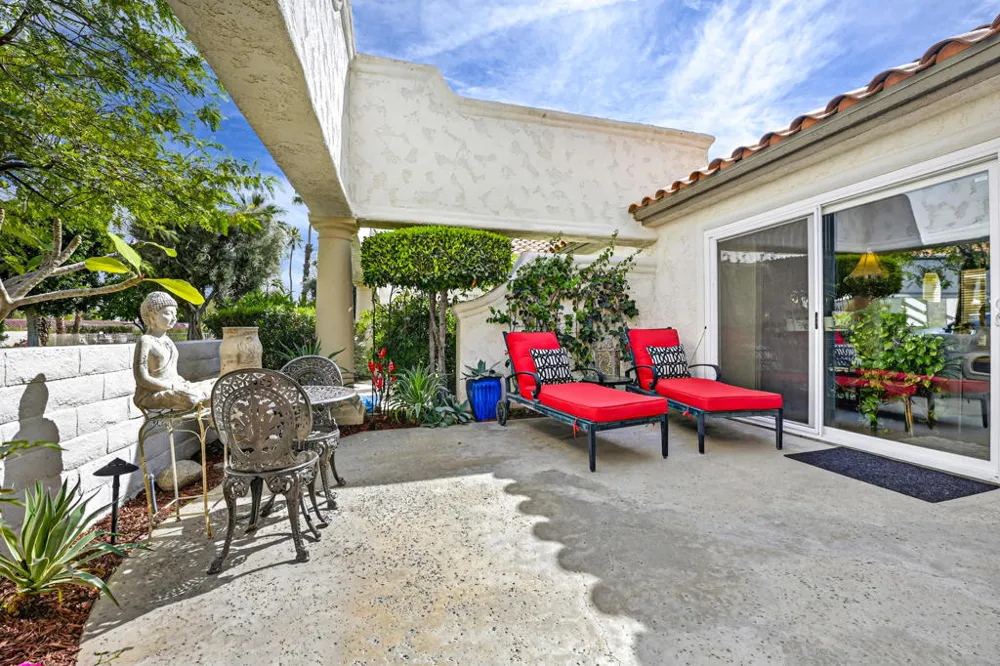 218 Desert Falls Drive E Palm Desert, CA 92211