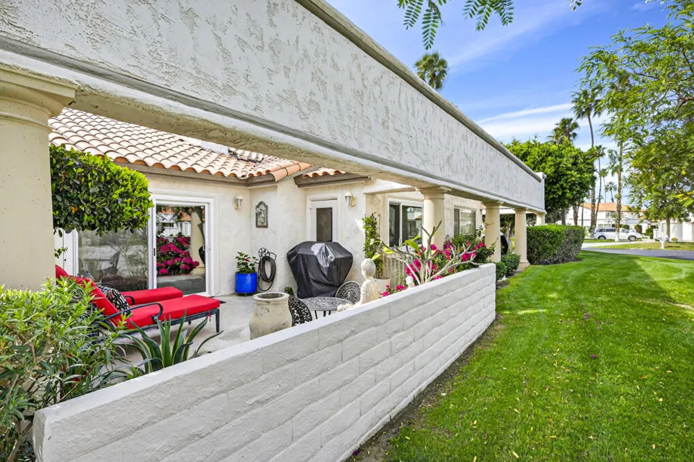 218 Desert Falls Drive E Palm Desert, CA 92211