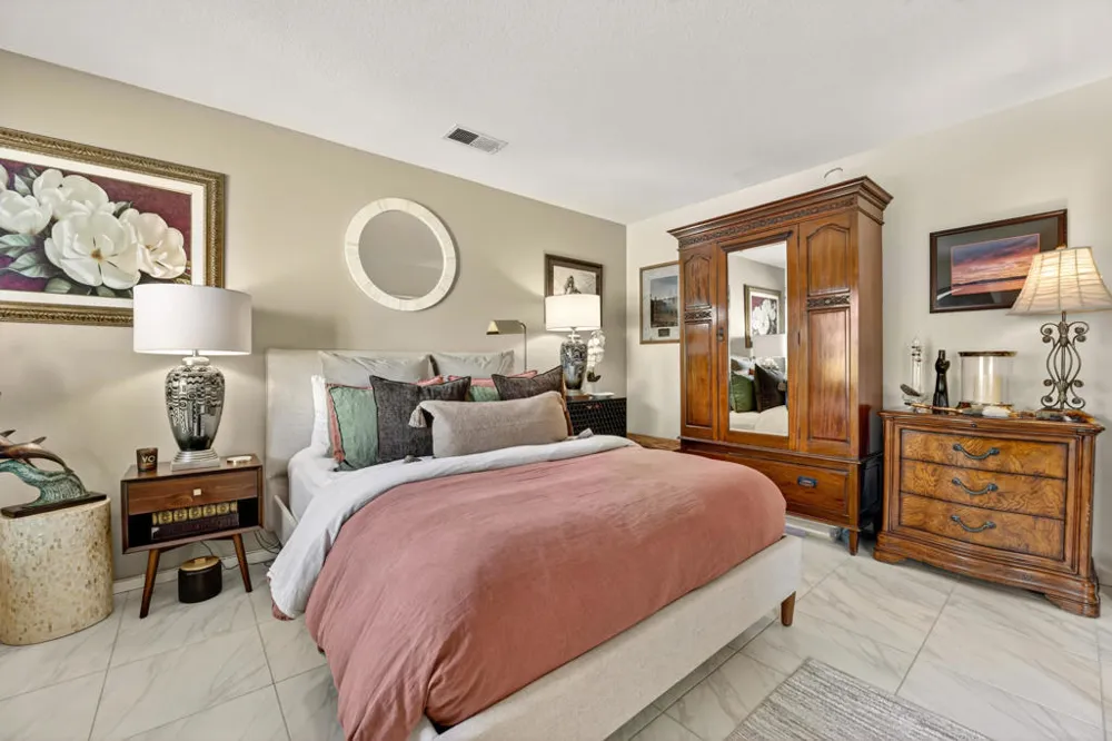218 Desert Falls Drive E Palm Desert, CA 92211