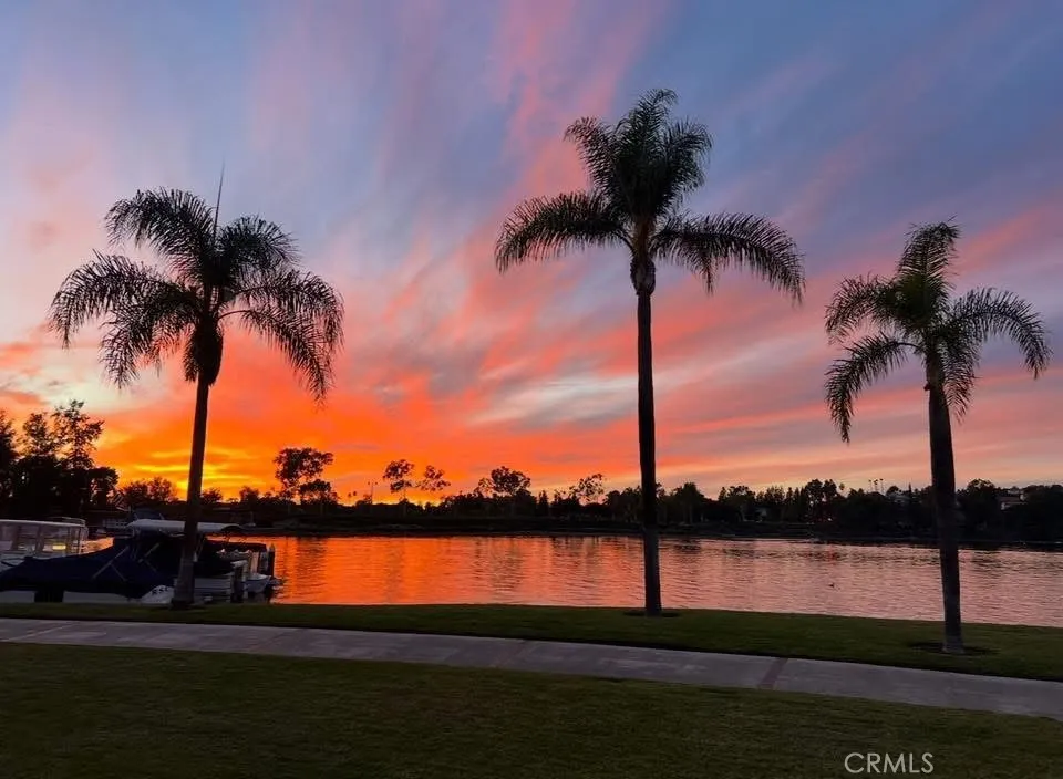 22484 Petra Mission Viejo, CA 92692