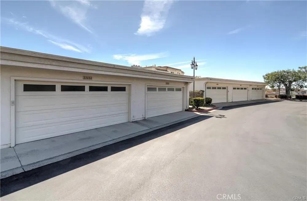 22484 Petra Mission Viejo, CA 92692