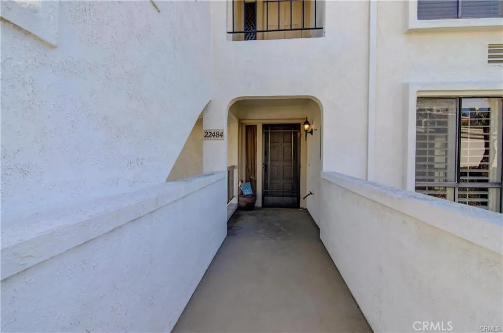 22484 Petra Mission Viejo, CA 92692