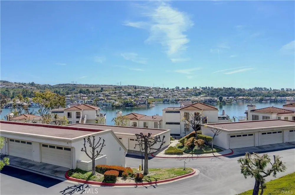 22484 Petra Mission Viejo, CA 92692