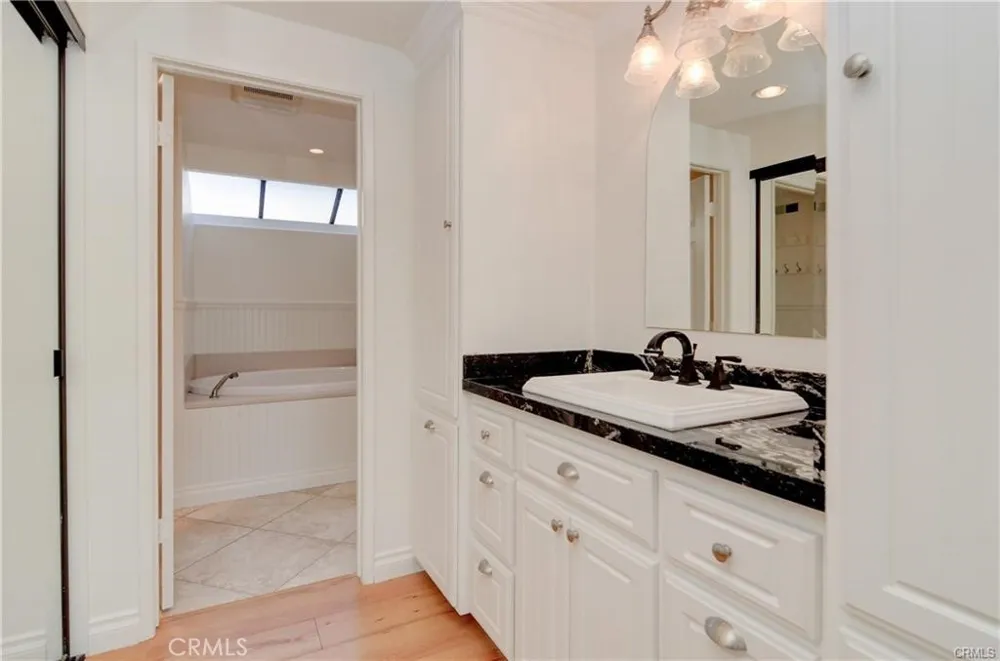 22484 Petra Mission Viejo, CA 92692