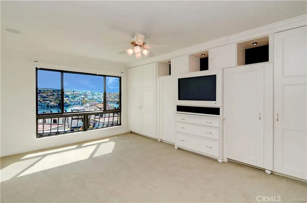 22484 Petra Mission Viejo, CA 92692