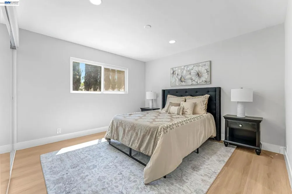 2624 Damien Ave La Verne, CA 91750