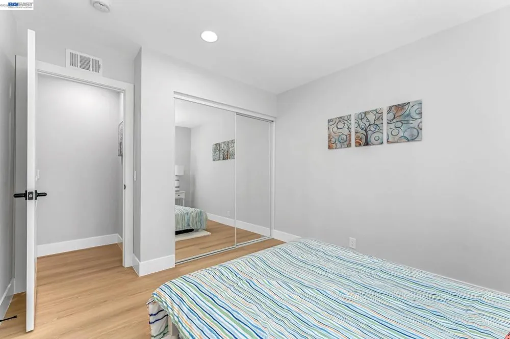 2624 Damien Ave La Verne, CA 91750