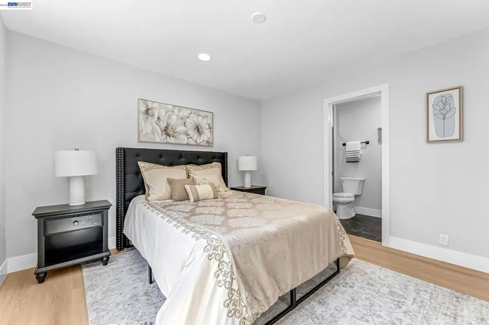 2624 Damien Ave La Verne, CA 91750
