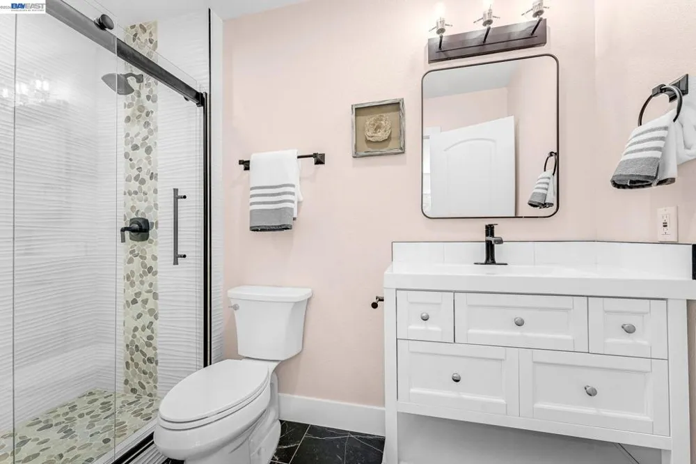 2624 Damien Ave La Verne, CA 91750