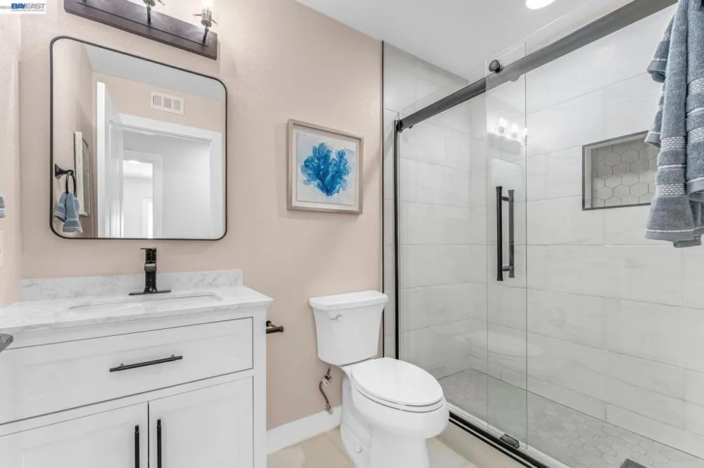 2624 Damien Ave La Verne, CA 91750
