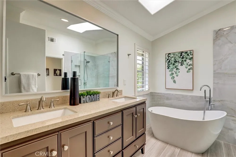 3 Alonda Lake Forest, CA 92610