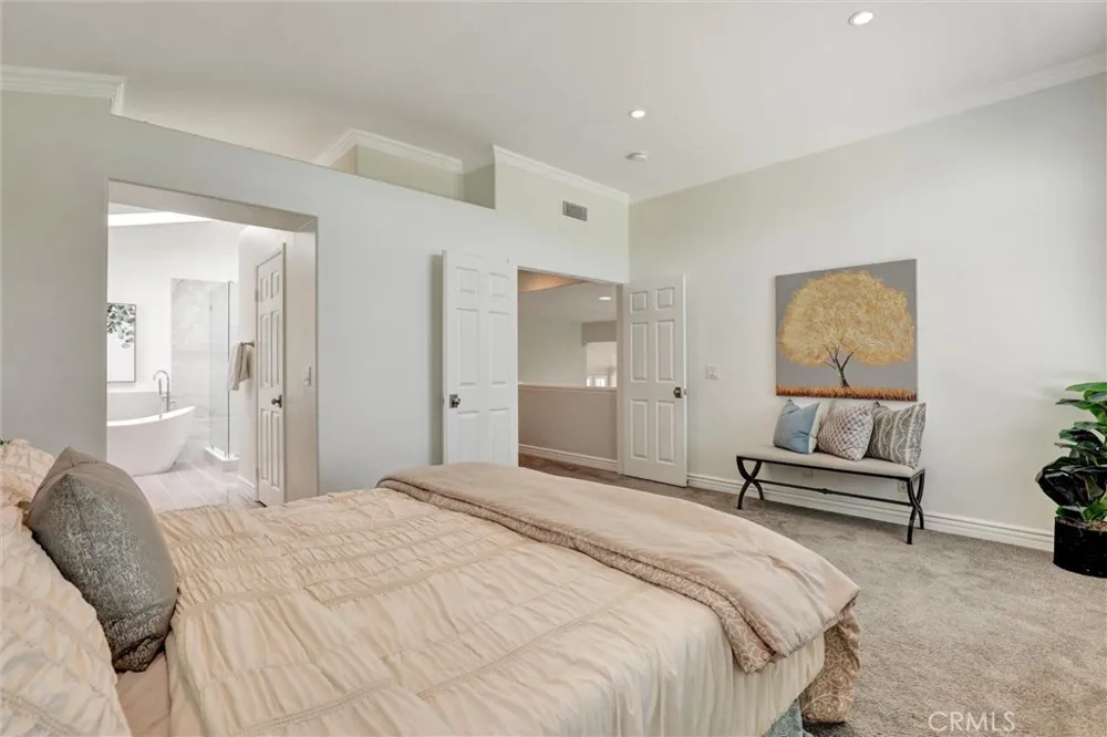 3 Alonda Lake Forest, CA 92610