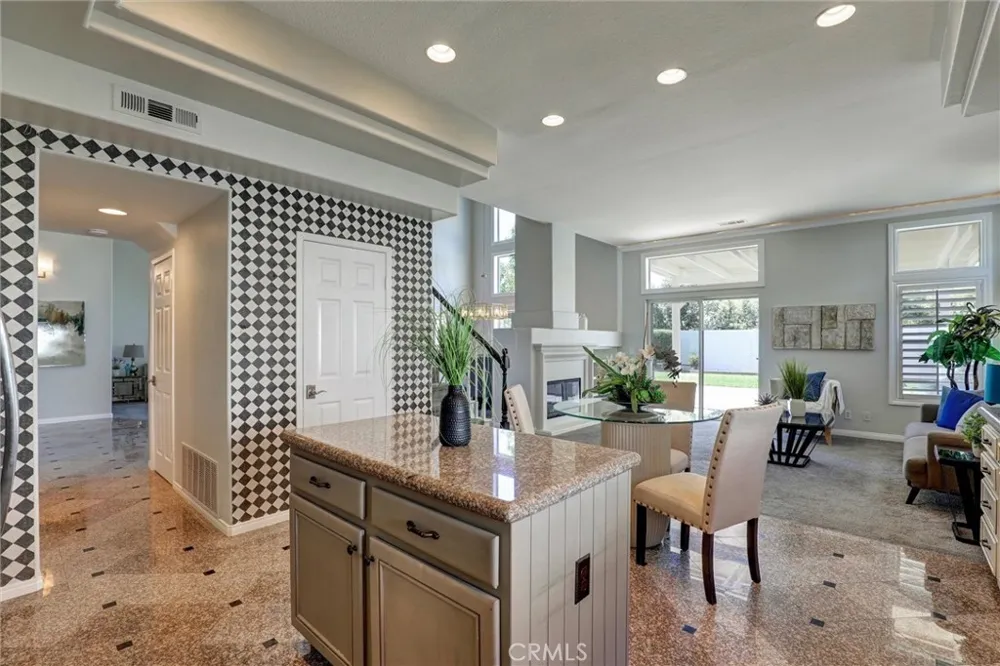 3 Alonda Lake Forest, CA 92610