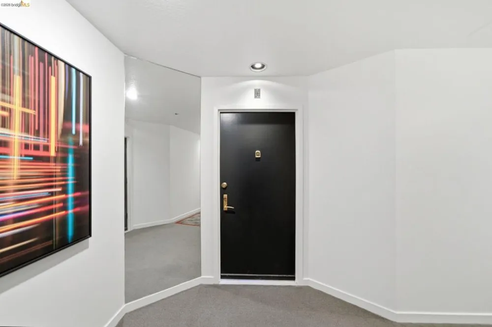 6363 Christie Ave #606 Emeryville, CA 94608