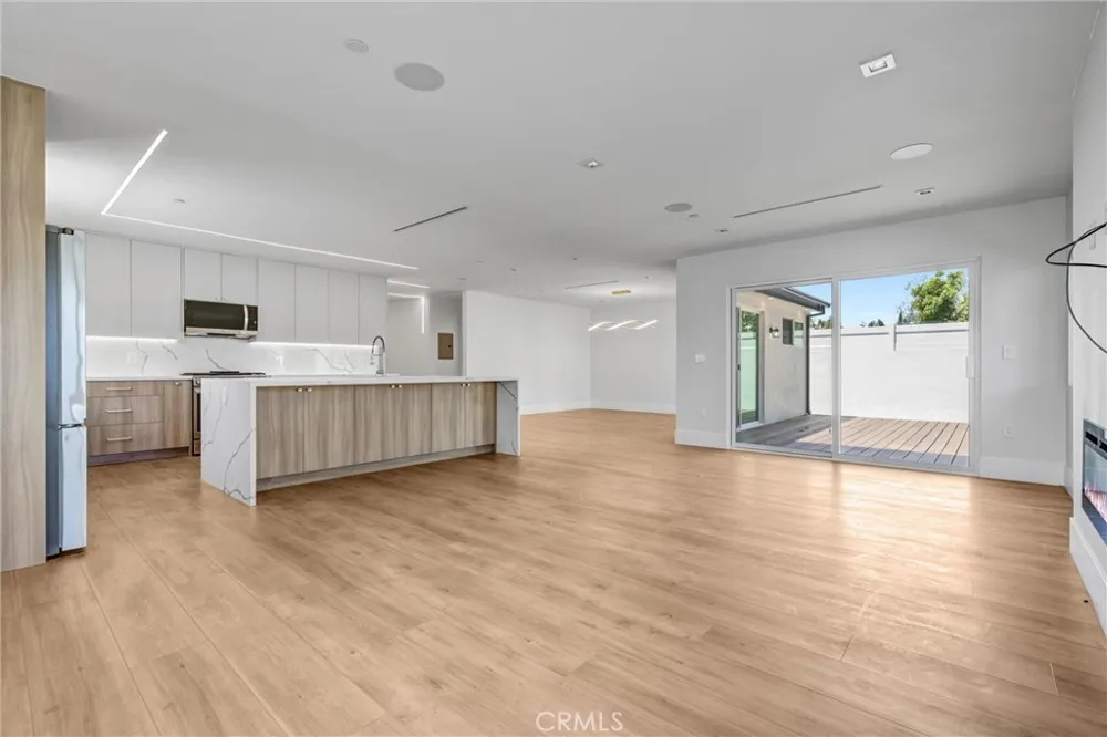 7508 Claire Avenue Reseda, CA 91335