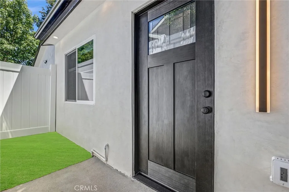 7508 Claire Avenue Reseda, CA 91335