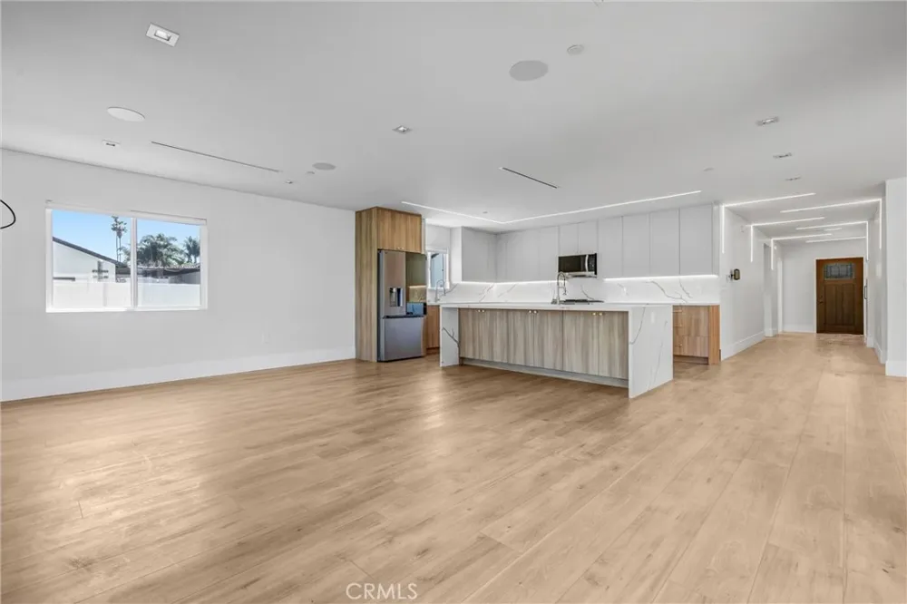 7508 Claire Avenue Reseda, CA 91335