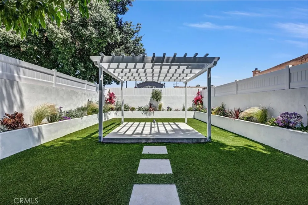 7508 Claire Avenue Reseda, CA 91335