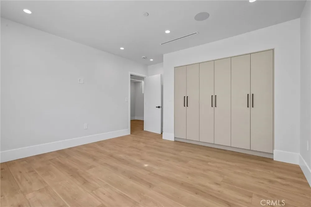 7508 Claire Avenue Reseda, CA 91335
