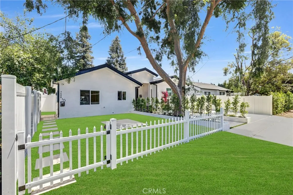 7508 Claire Avenue Reseda, CA 91335