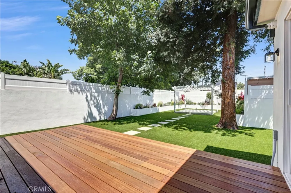 7508 Claire Avenue Reseda, CA 91335