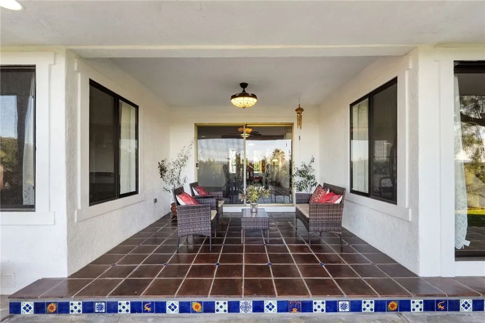 1650 Winterwarm Drive Fallbrook, CA 92028