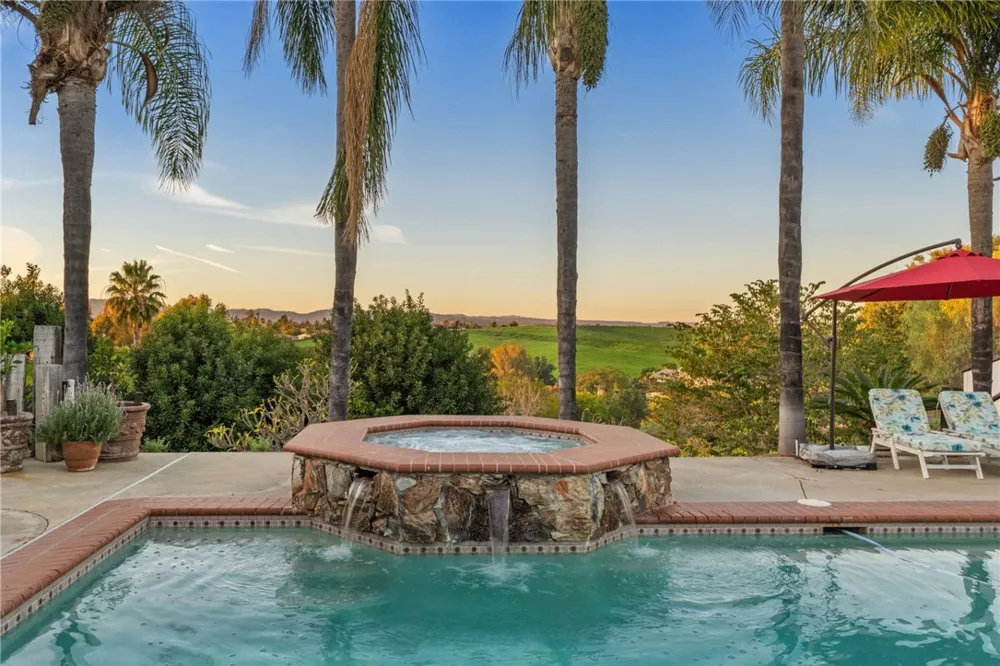 1650 Winterwarm Drive Fallbrook, CA 92028