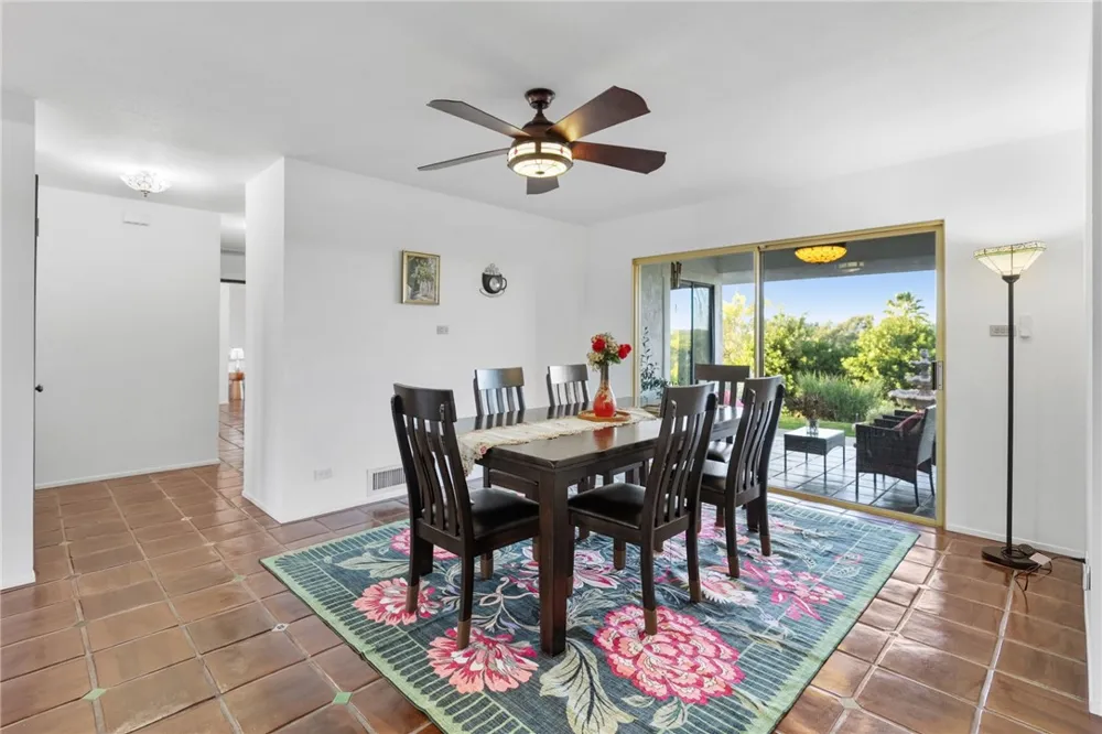 1650 Winterwarm Drive Fallbrook, CA 92028