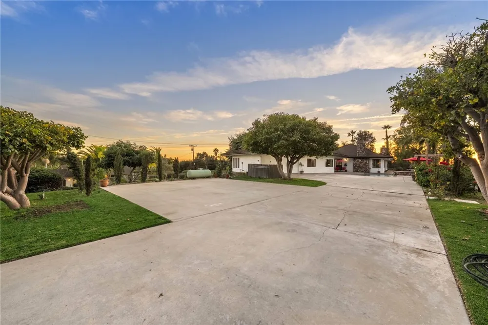 1650 Winterwarm Drive Fallbrook, CA 92028
