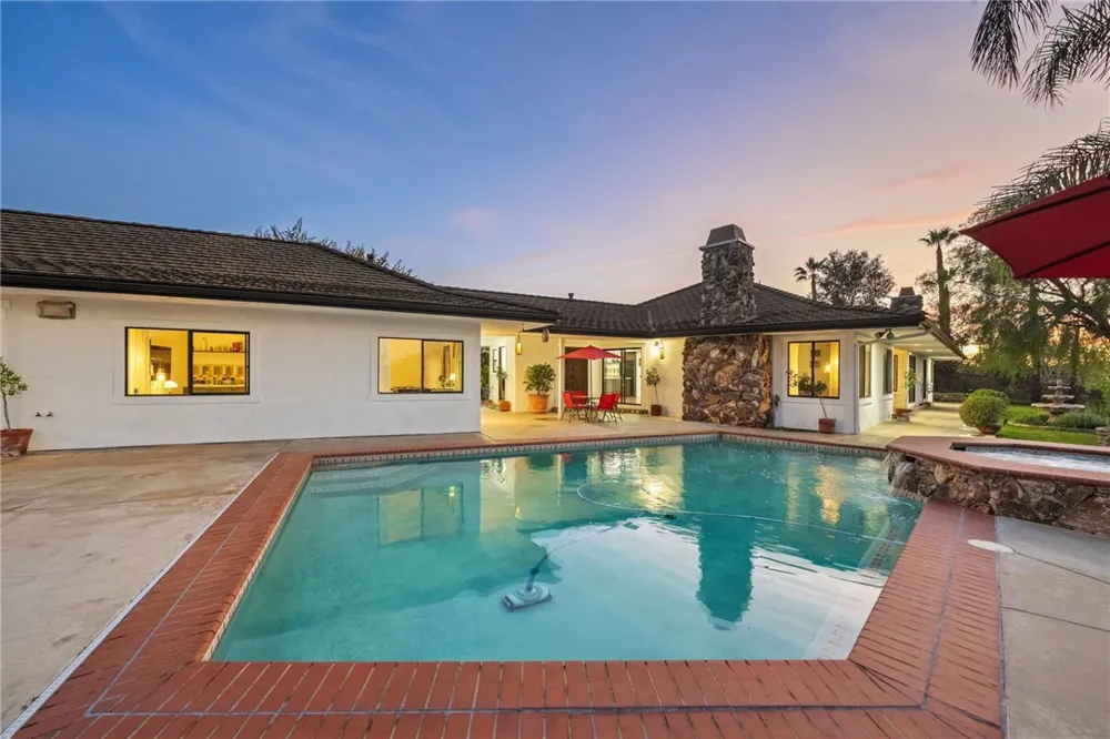 1650 Winterwarm Drive Fallbrook, CA 92028