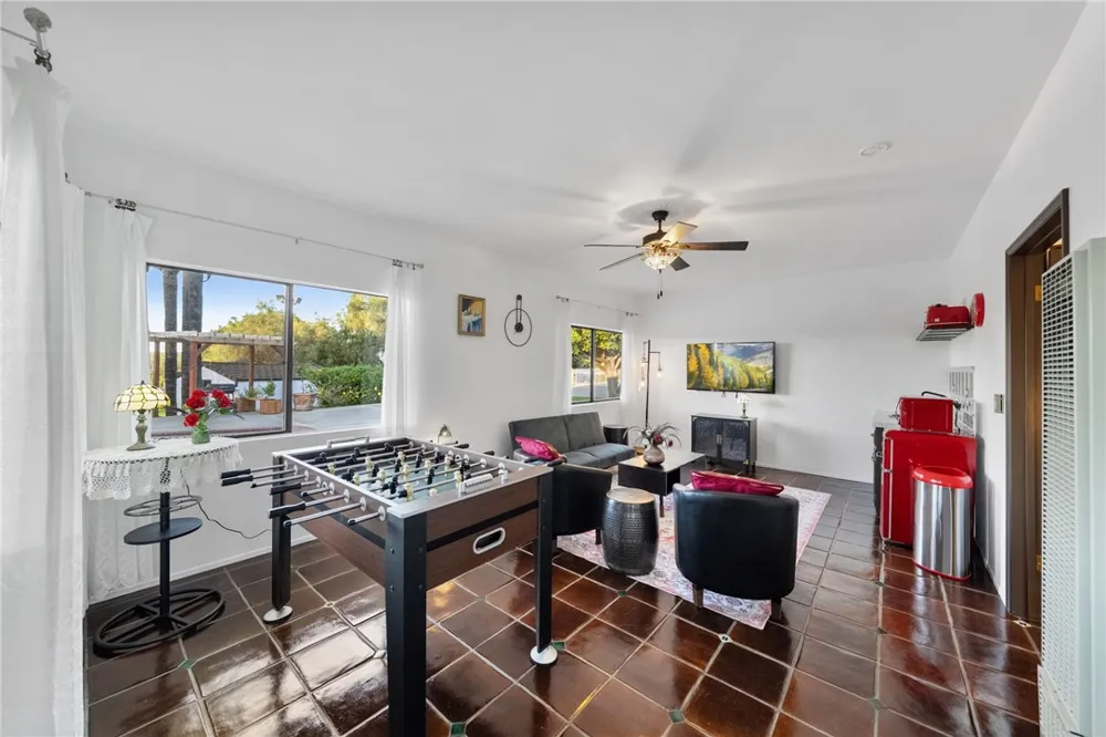 1650 Winterwarm Drive Fallbrook, CA 92028