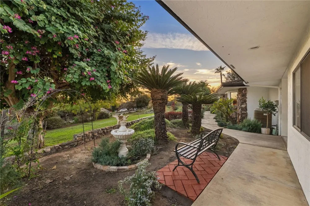 1650 Winterwarm Drive Fallbrook, CA 92028