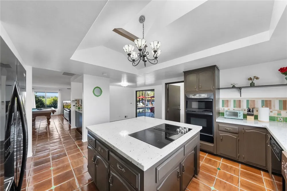 1650 Winterwarm Drive Fallbrook, CA 92028