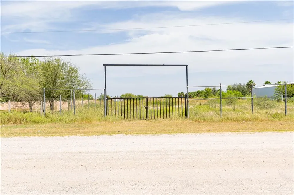 12502 Mile 16 Edinburg, TX 78542