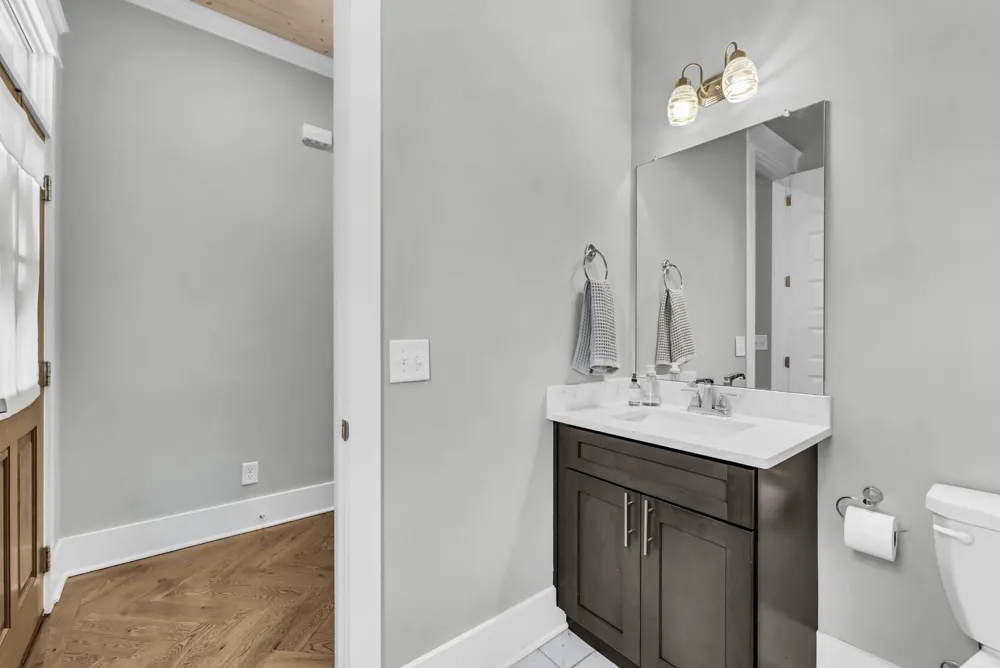120C Lincoln Ct Nashville, TN 37205