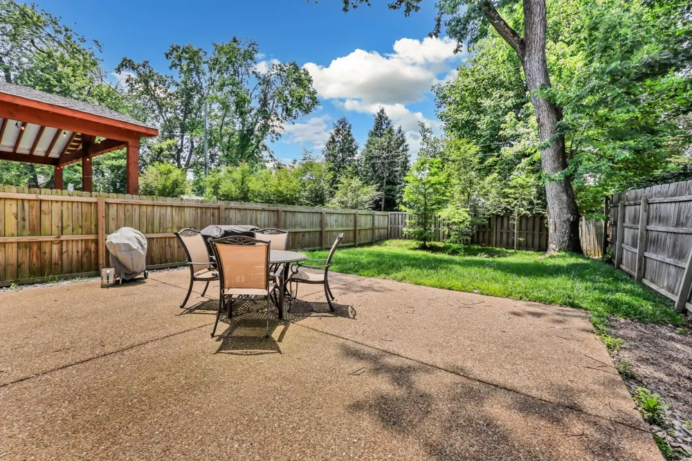 120C Lincoln Ct Nashville, TN 37205