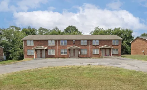 814 Golfview Place #F
