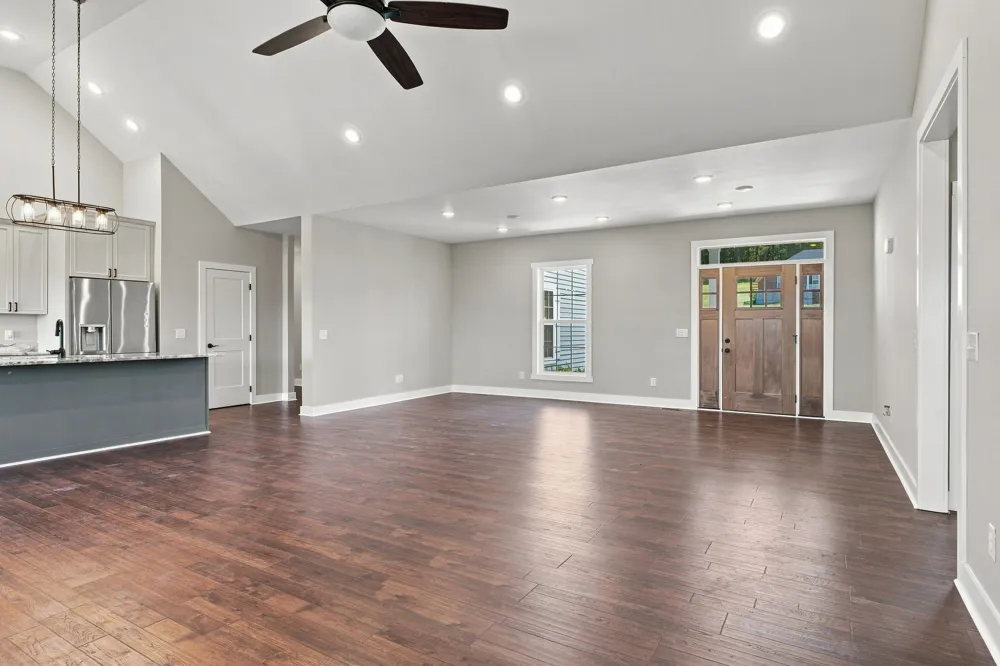 630 Bridle Path Ln Hartsville, TN 37074