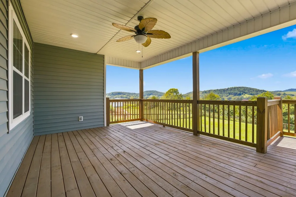 630 Bridle Path Ln Hartsville, TN 37074
