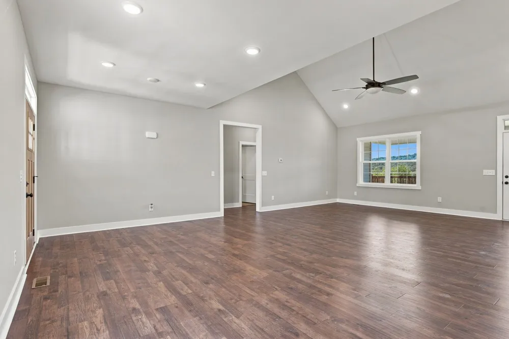 630 Bridle Path Ln Hartsville, TN 37074