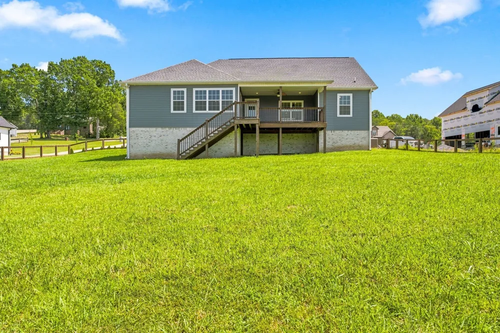 630 Bridle Path Ln Hartsville, TN 37074