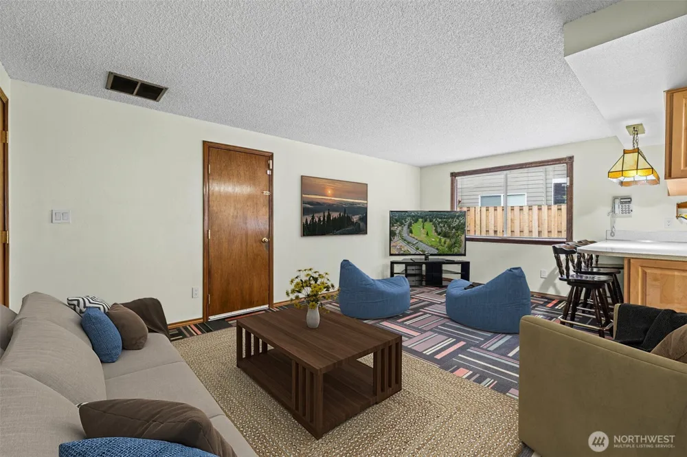 32715 30th Avenue SW Federal Way, WA 98023