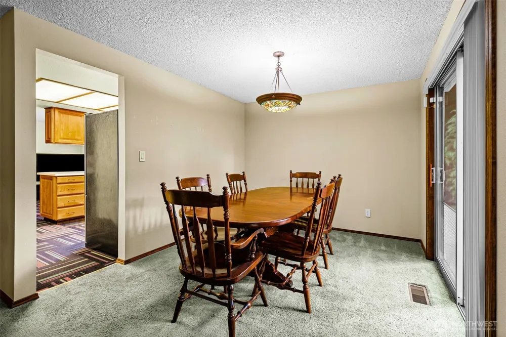 32715 30th Avenue SW Federal Way, WA 98023
