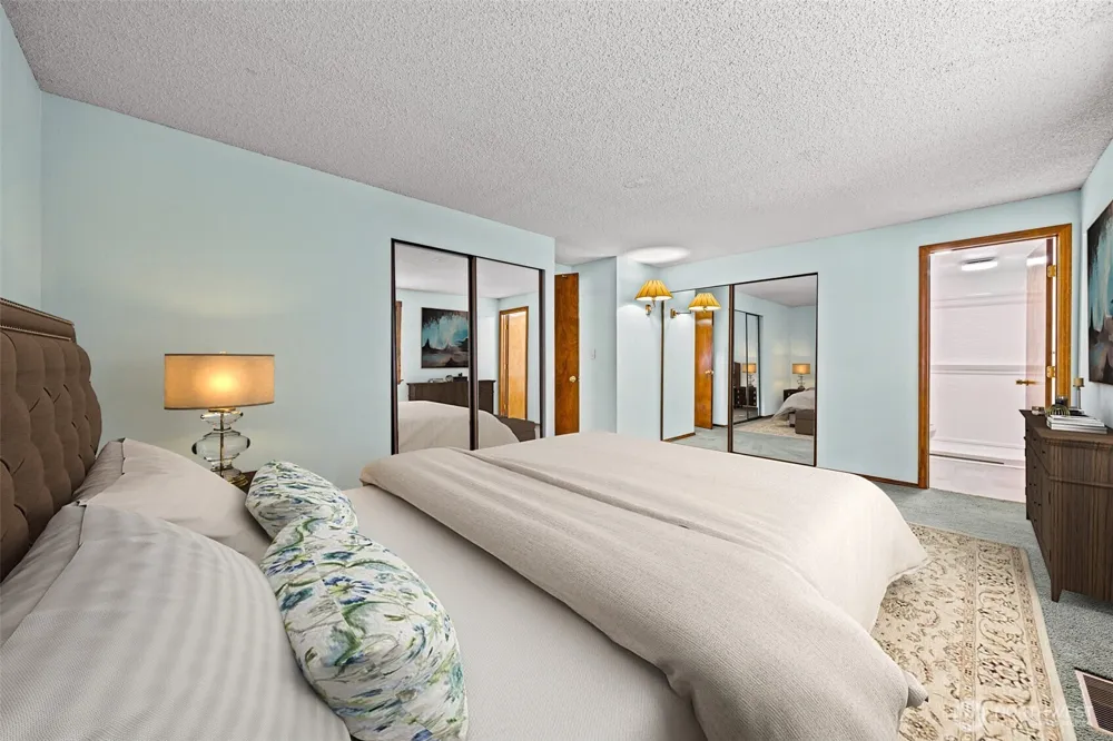 32715 30th Avenue SW Federal Way, WA 98023